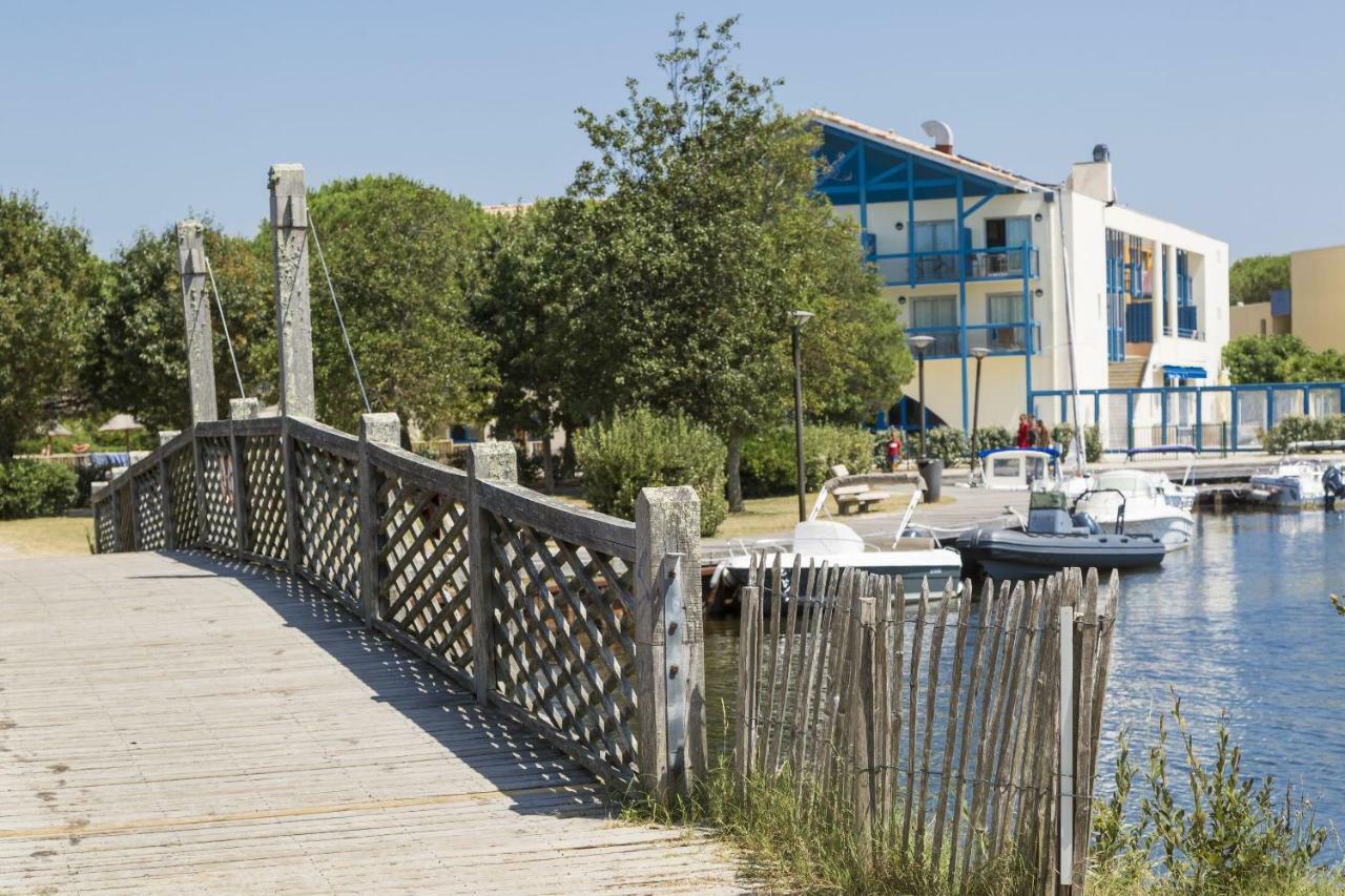 Résidence Odalys Du Port Hourtin Esterno foto